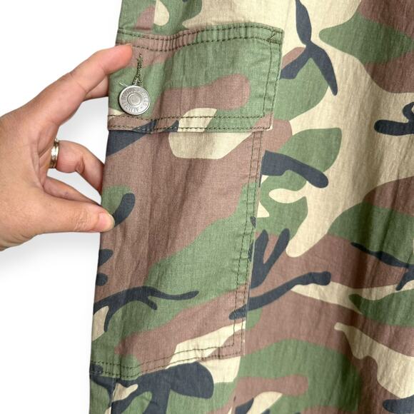 Almost Famous Wide Leg Camouflage Stretch Cotton Cargo Pants Women's Size XL - Picture 5 of 10